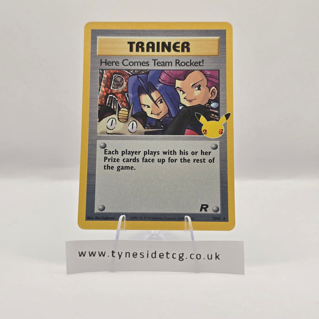 Here Comes Team Rocket! 15/82 – Celebrations (English Single)